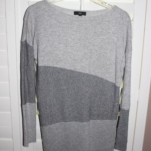 Fate Three Tone Gray Sweater